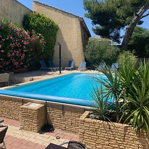 Hotel La Bastide D'entraigues, Entraigues-sur-la-Sorgue